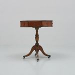 516778 Drum table